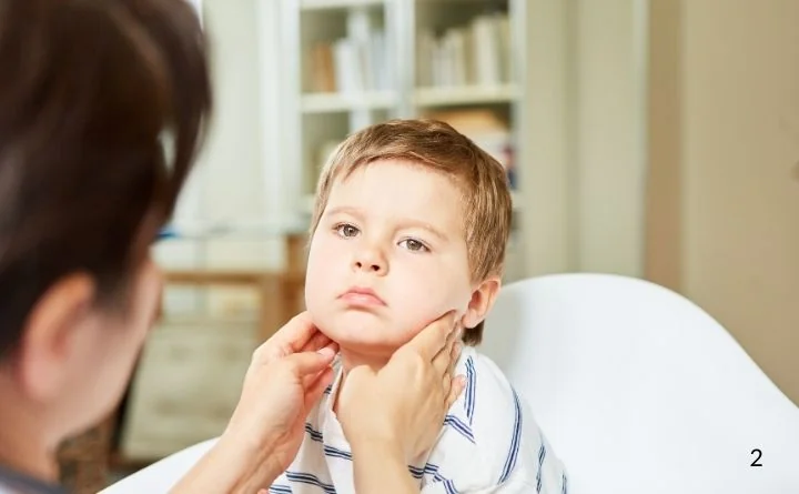 Obraz do artykułu: Operacja migdałków u dziecka – jak wygląda zabieg i czego mogą spodziewać się rodzice