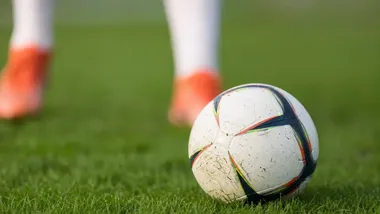 CKS Piast odwrócił losy meczu w końcówce. Remis z liderem
