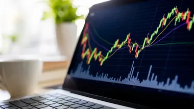 Inwestorzy poznają sygnały manipulacji na rynku. Bezpłatne webinarium UKNF