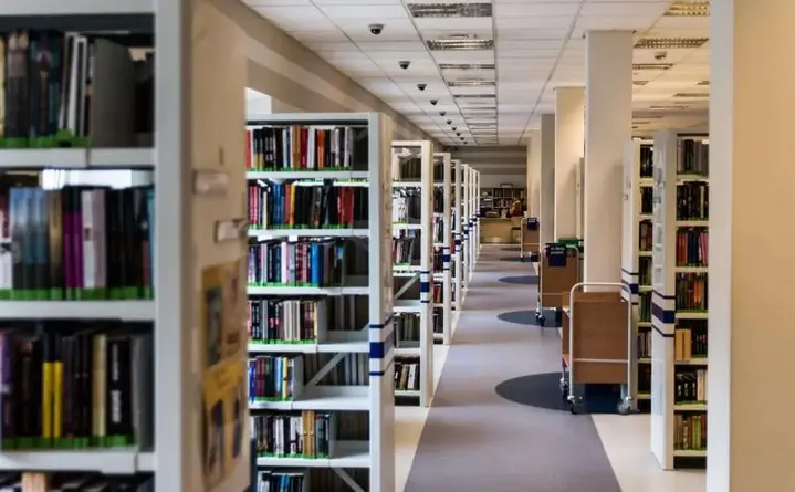 Gry jako furtka do książek — jak biblioteka łączy literaturę z rozgrywką