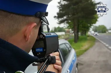 BMW pędziło 113 km/h w Górkach Małych - kierowca stracił prawo jazdy
