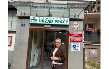 Winda zatrzymuje się na każdym piętrze. Urząd Pracy w Cieszynie bez barier