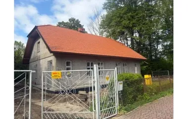 Domek Ogrodnika wraca do świetności – w parku u Kossaków trwa zmiana