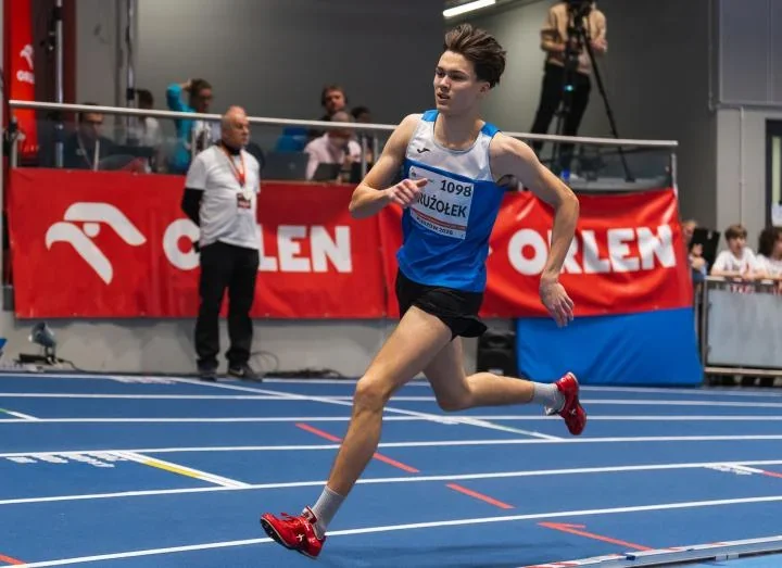 Młodzi lekkoatleci MUKS SZS walczyli o miejsca na halowych mistrzostwach