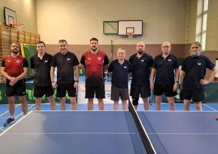 Jeden dzień dwa mecze i cenny cios cieszyńskich tenisistów stołowych