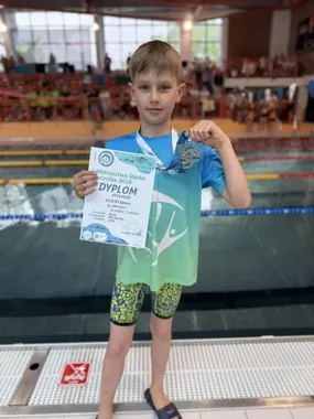 Cieszyński pływak z trzema medalami. Ignacy Ulicki został mistrzem Śląska