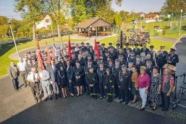 OSP Bąków ma już 80 lat. Jubileusz przyniósł medale i książkę