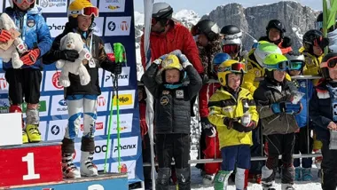 Młodzi narciarze z Wisły wjechali do czołówki w Val Gardenie