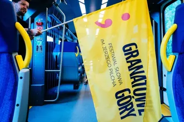 Granatowe Góry weszły w dzień pierwszy. Wisła żyła słowem na czterech scenach