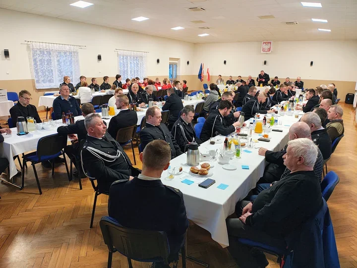 Druhowie z OSP Wisła Centrum wybrali zarząd na kadencję 2026–2031 i otrzymali absolutorium