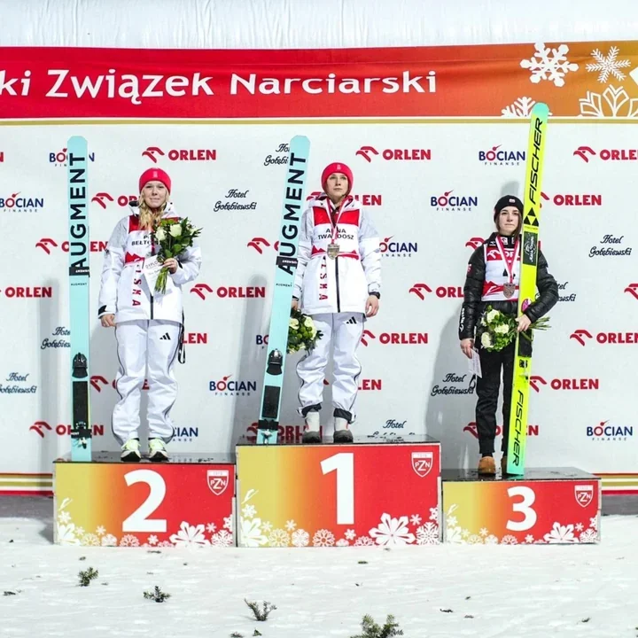 Sensacja na skoczni Małysza – Kacper Tomasiak mistrzem Polski, Wąsek na podium